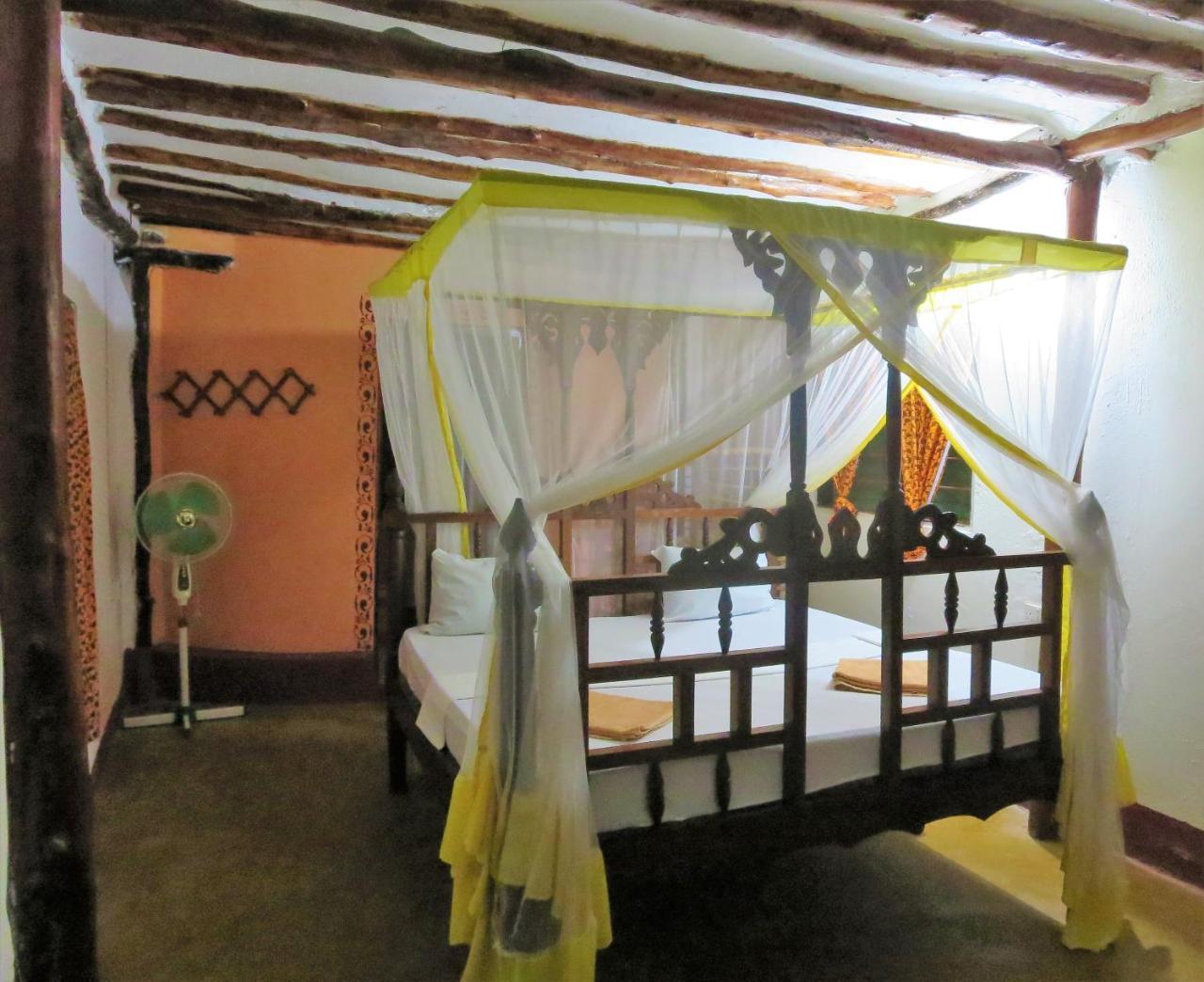 Santa Maria Coral Park Hotel พองเว ภายนอก รูปภาพ